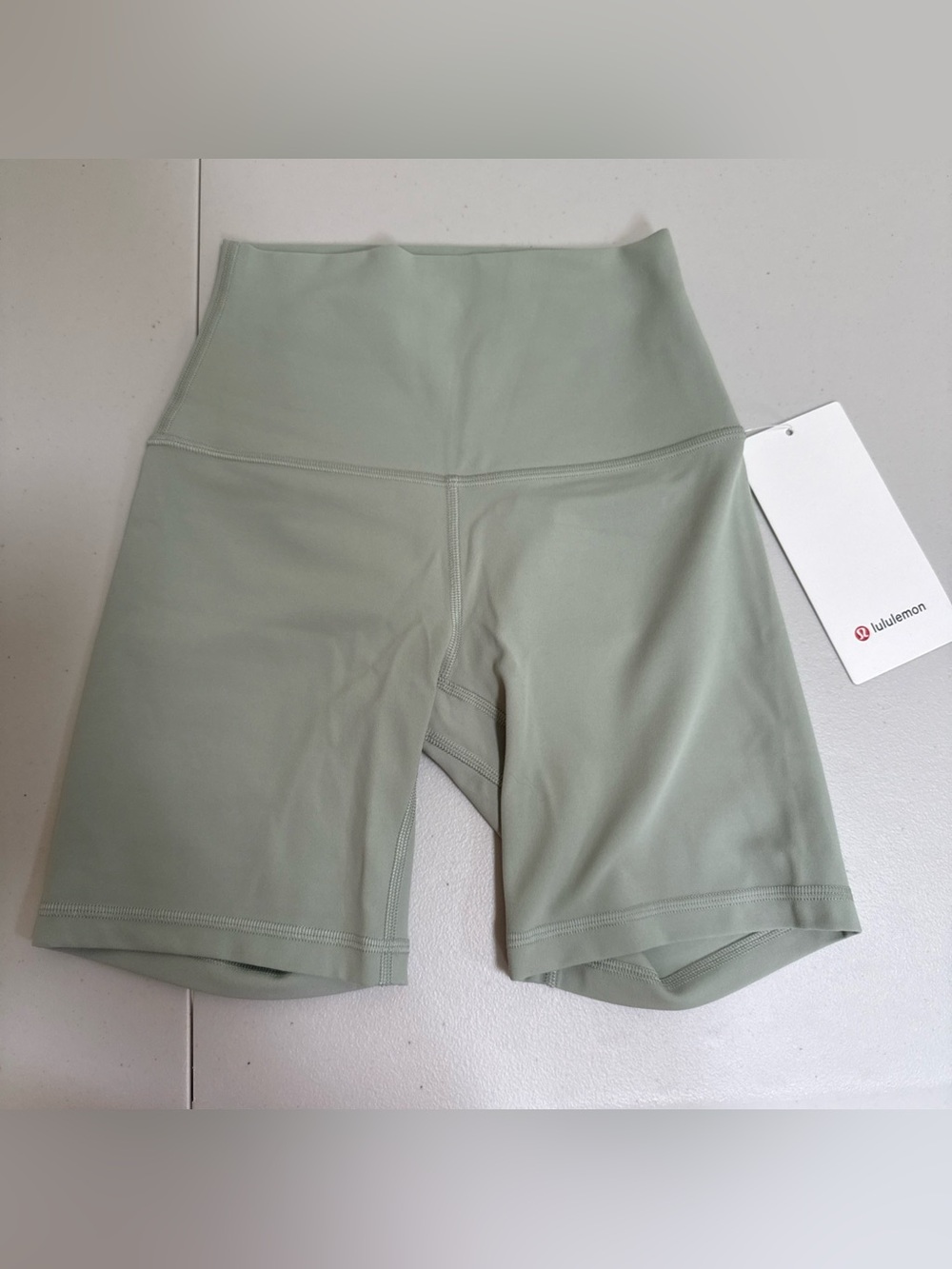 Lululemon Align High Rise Shorts 6” Size 2 NWT Fog Green